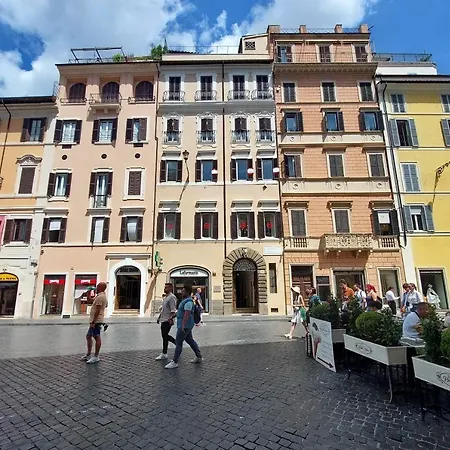 On The Steps Apartment