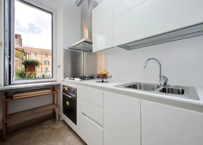 On The Steps Apartment Rom