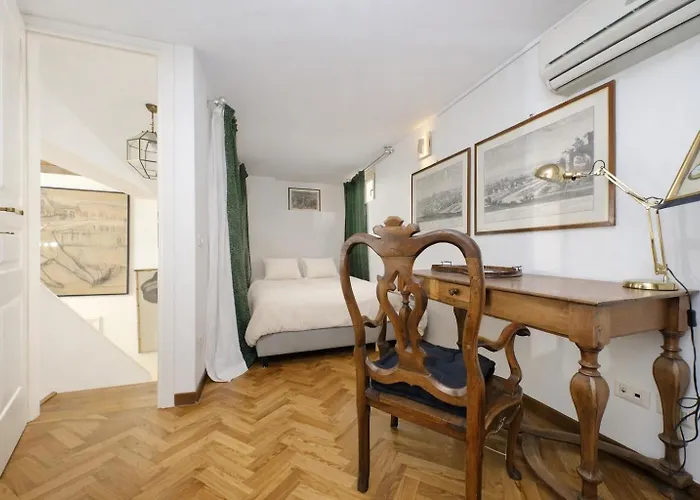 Apartman On The Steps *